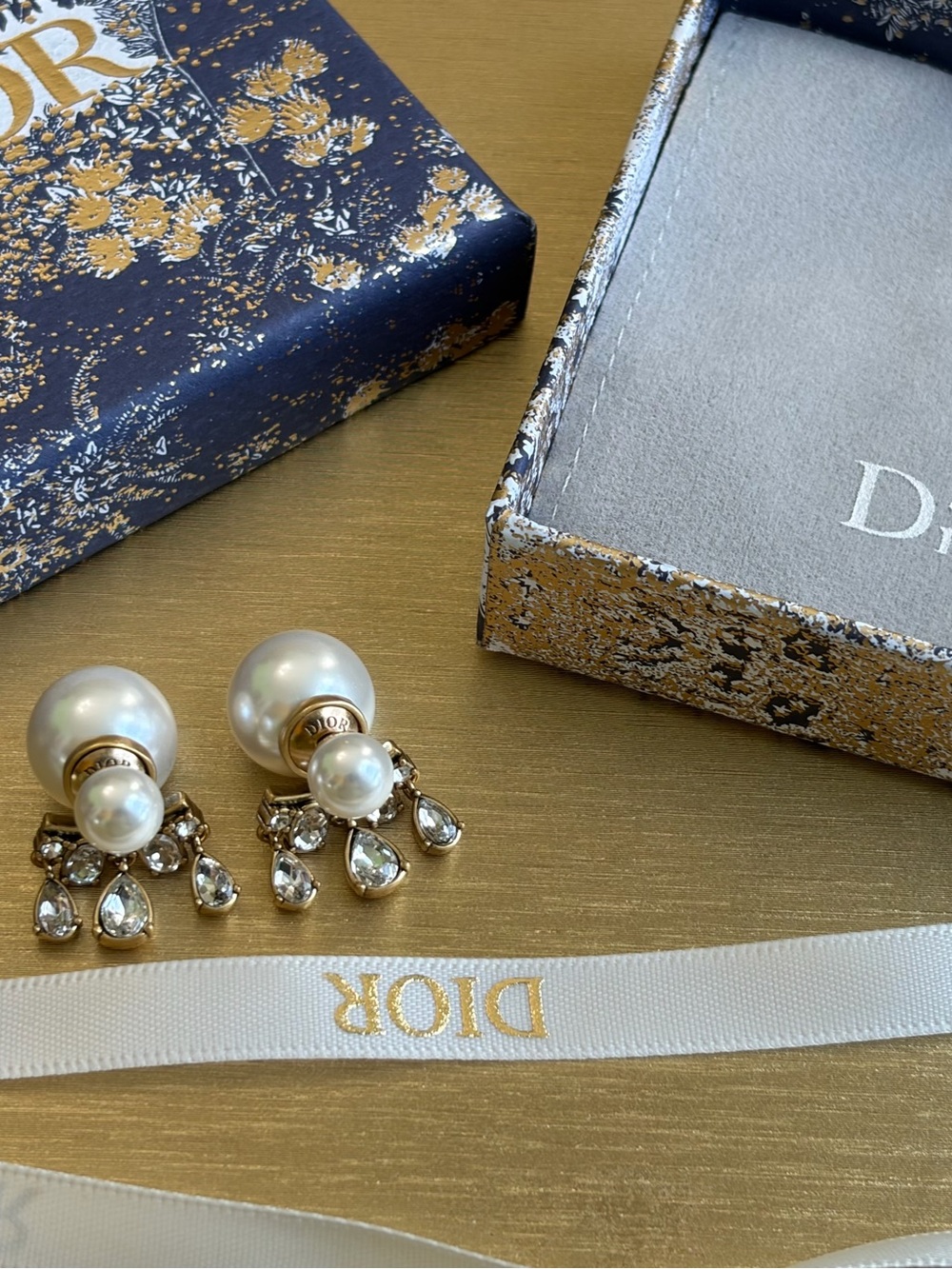 Dior Gold and White Logo Earrings - Picture 5 of 15
